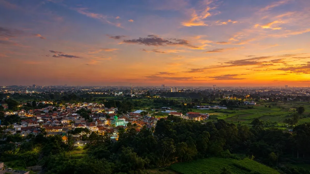 View asli arah Barat Laut dari lokasi The Sherwood Residence Summarecon Bogor — City Lights