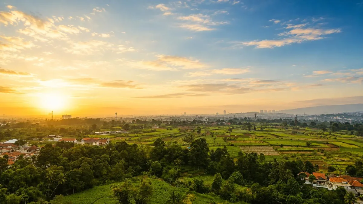 View asli arah Utara dari lokasi The Sherwood Residence Summarecon Bogor — City Skyline